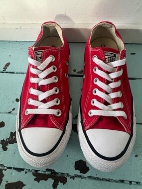 Converse Women 7 EU 37.5 Chuck Taylor All Star M9696 Unisex Red Lace Up Low Top